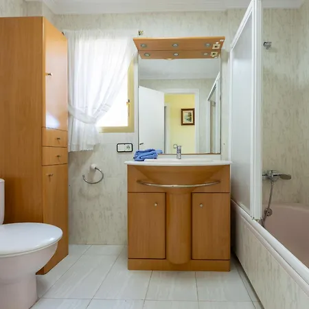 Tarraco By Interhome Apartamento